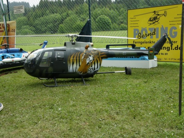 Der Pilot dieser BO105 hat einen genialen Flug gezeigt.